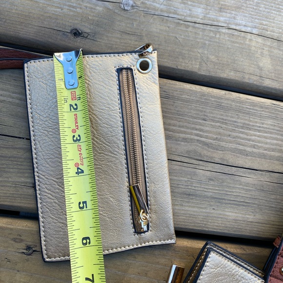 Faux Leather tote gold bag - Picture 6 of 11